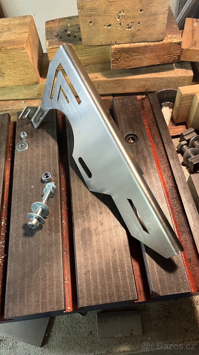 Simson s51 kryt řetězu - 2