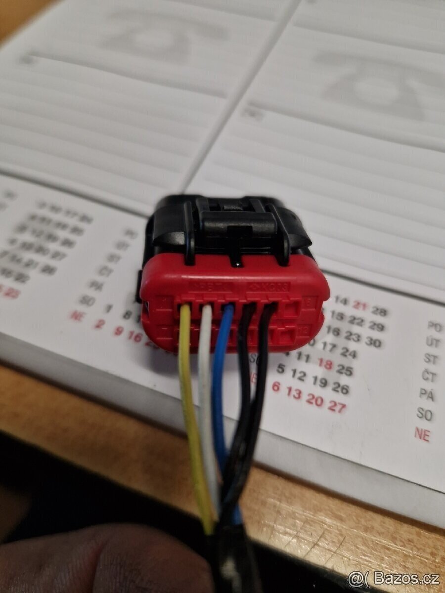 Kia Ceed koupím zrcátko - 2