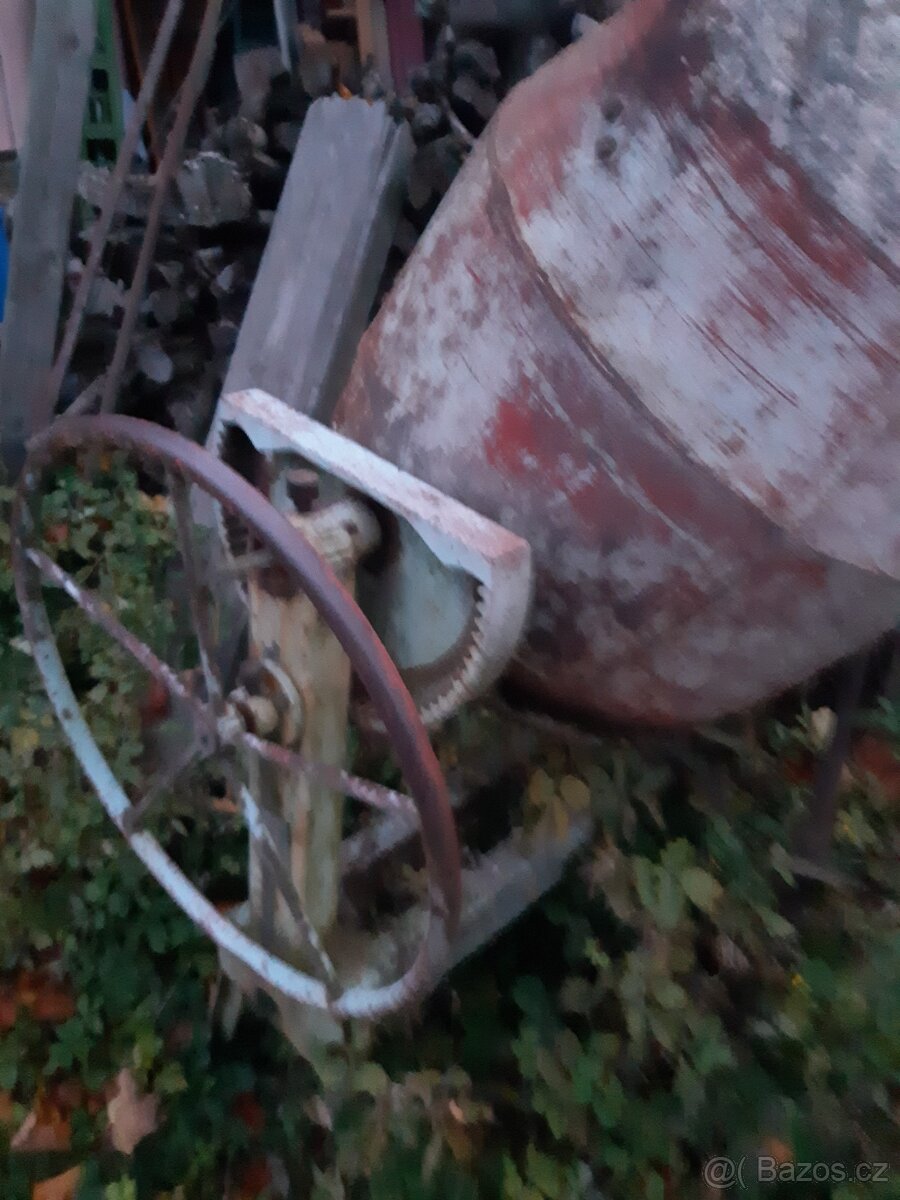 Dám za nabidnutou cenu stavební michacku - 2