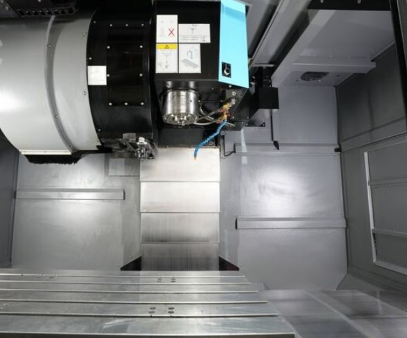 Obráběcí centra - vertikální VMX 42 i - 2