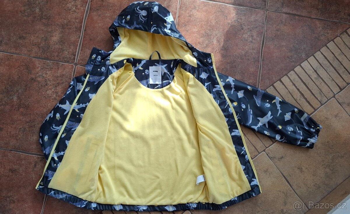 Nepromokavá bunda vel. 134 - 2
