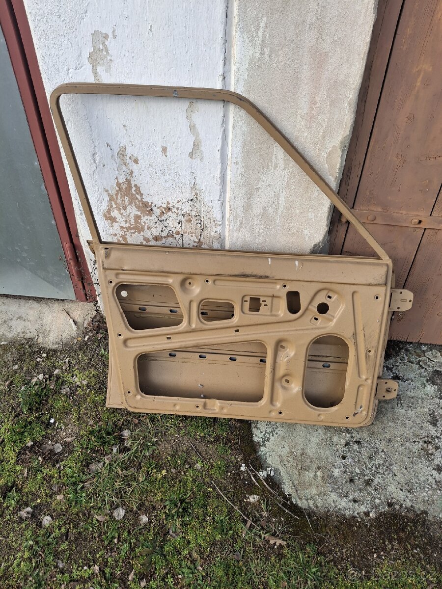 Škoda 120 dveře - 2