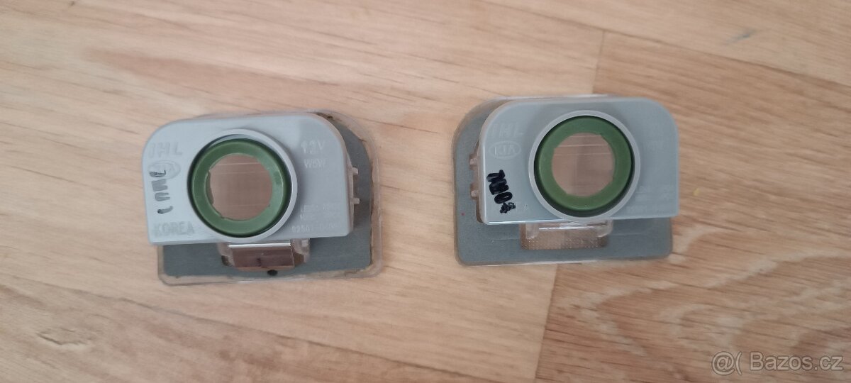 Hyundai i30 orig. osvětlení SPZ - 2