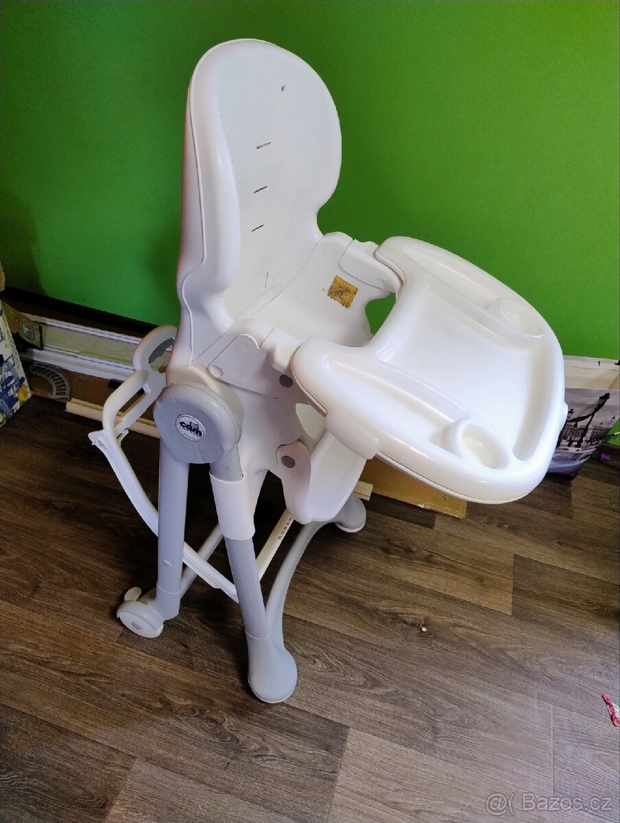 Jídelní zidlicka skladaci - 2