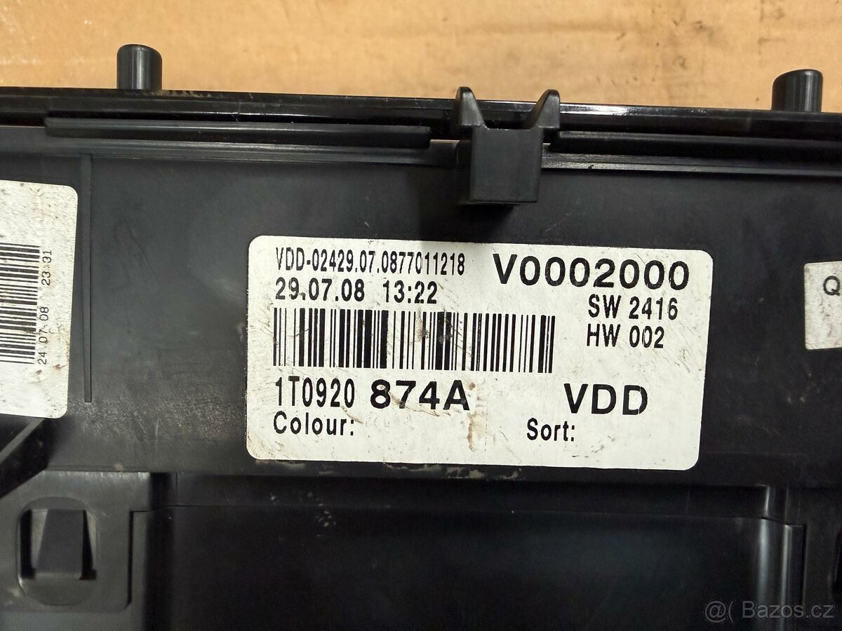 VW Touran budiky tachometr maxidot. - 2