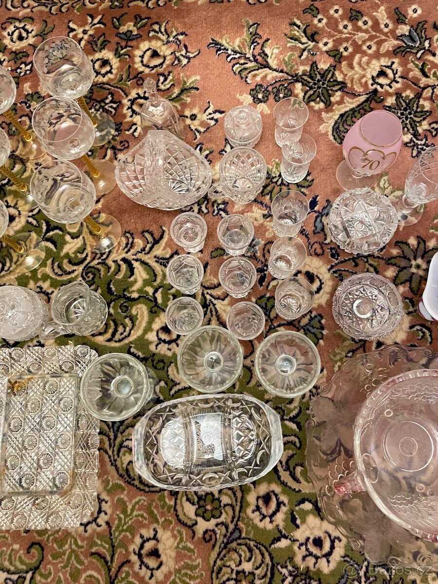 Starožitné broušené sklo - 2