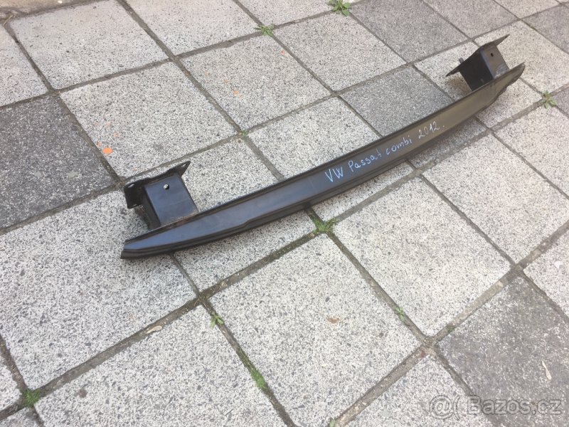 Zadní výztuha nárazníku VW Passat Combi 2012 - 2