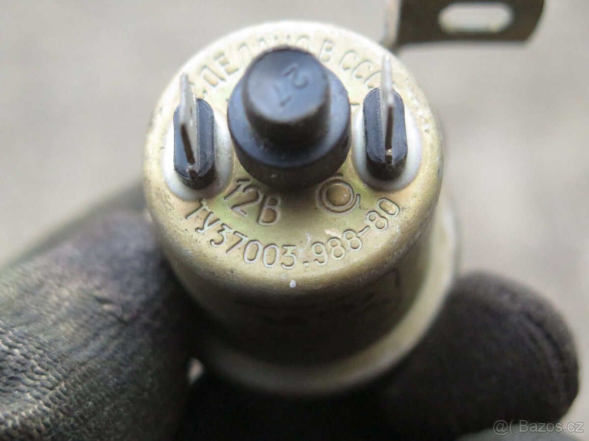 Lada VAZ - elektromagnetický ventil ekonomizéru - 2