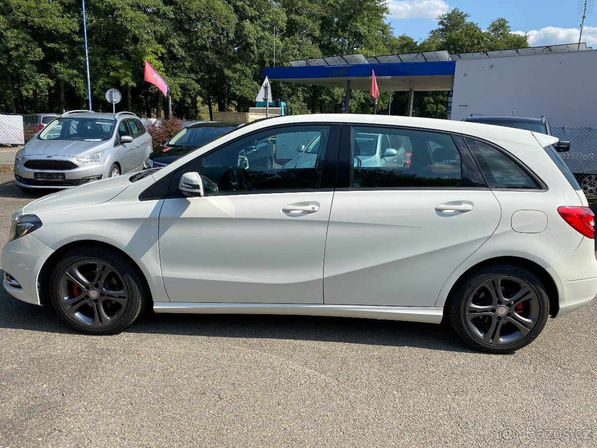 MERCEDES BENZ B 180 CDi - 2