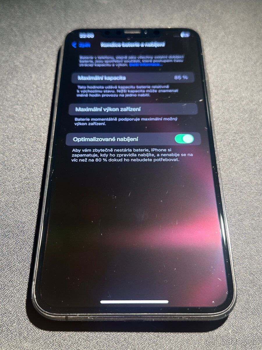 Apple iPhone XS Max 64Gb - 2