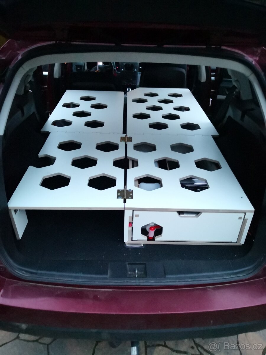 Vestavba Subaru Outback - 2