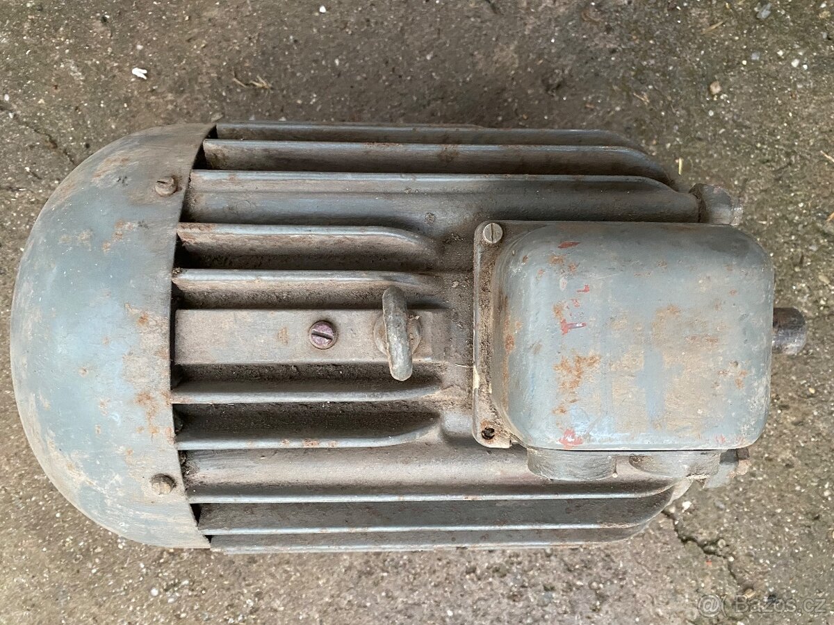 Elektromotor 4 kW / 380 V / litinový - 2