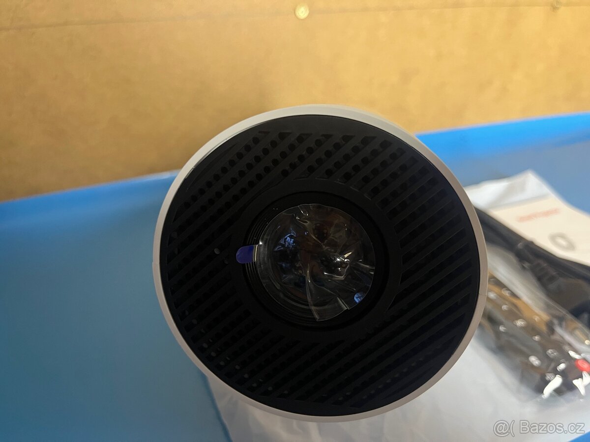 Chytrý Mini LED Projektor – Smart TV (Android) - 2