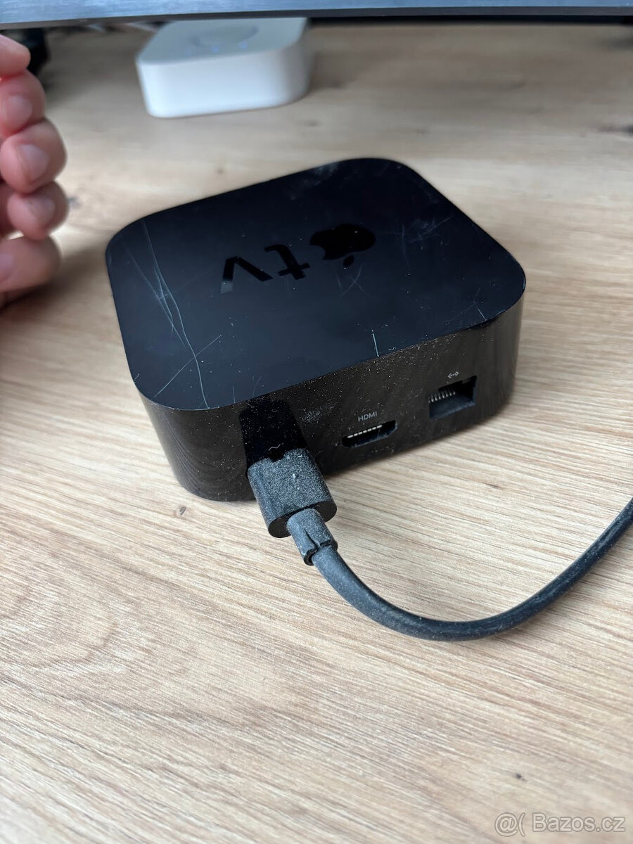 Apple TV 4K (1. generace) - 2