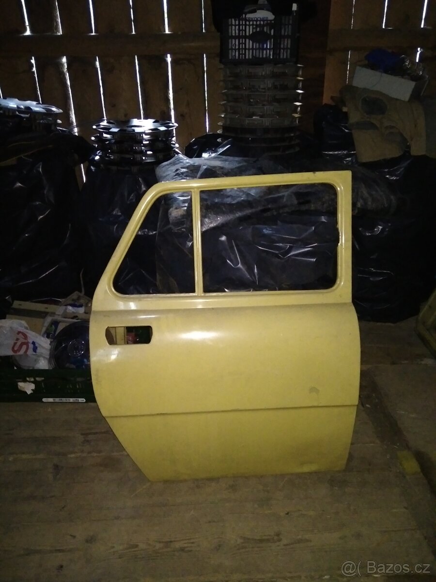 Škoda 100 - 2