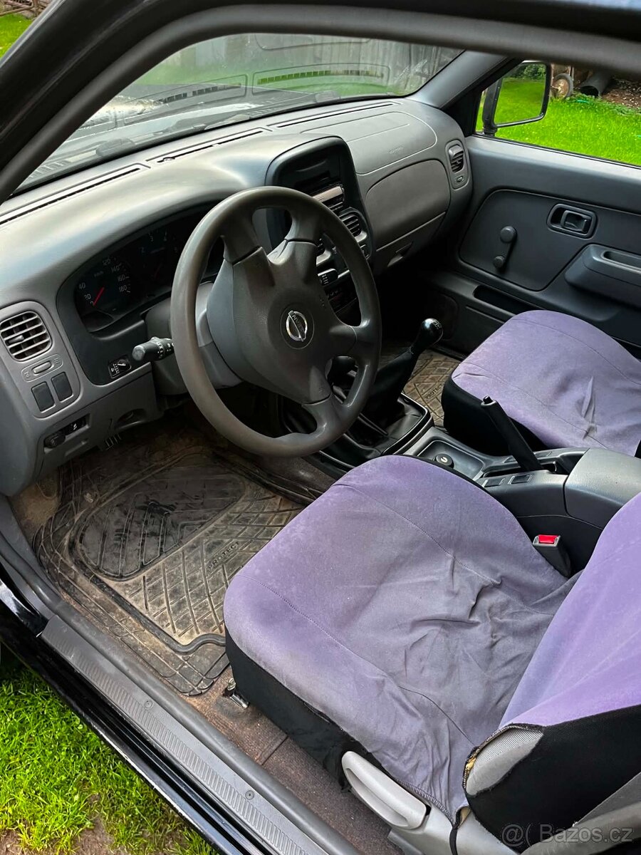 Nissan navara - 2