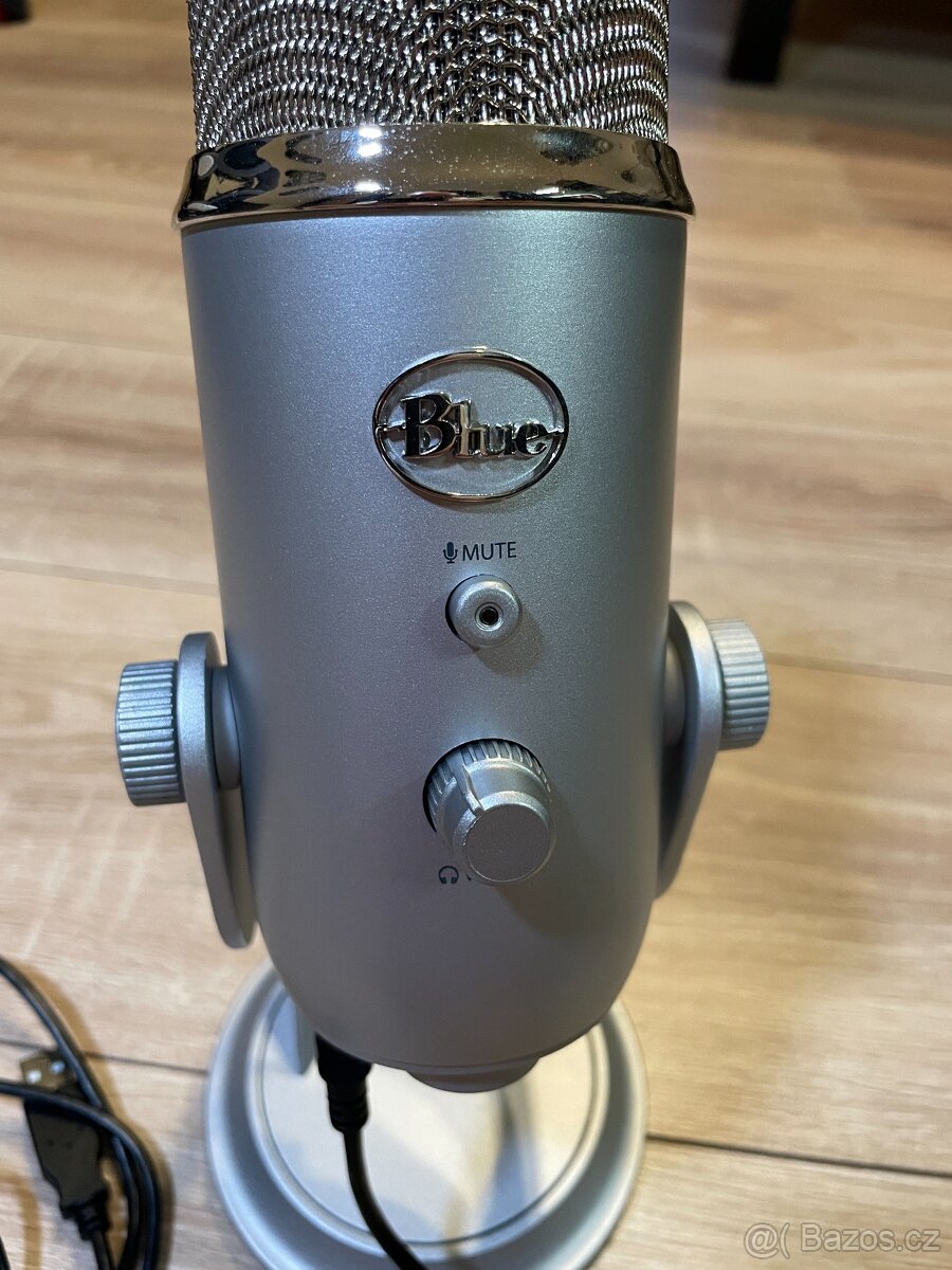 Legendární USB mikrofon Blue yeti - 2
