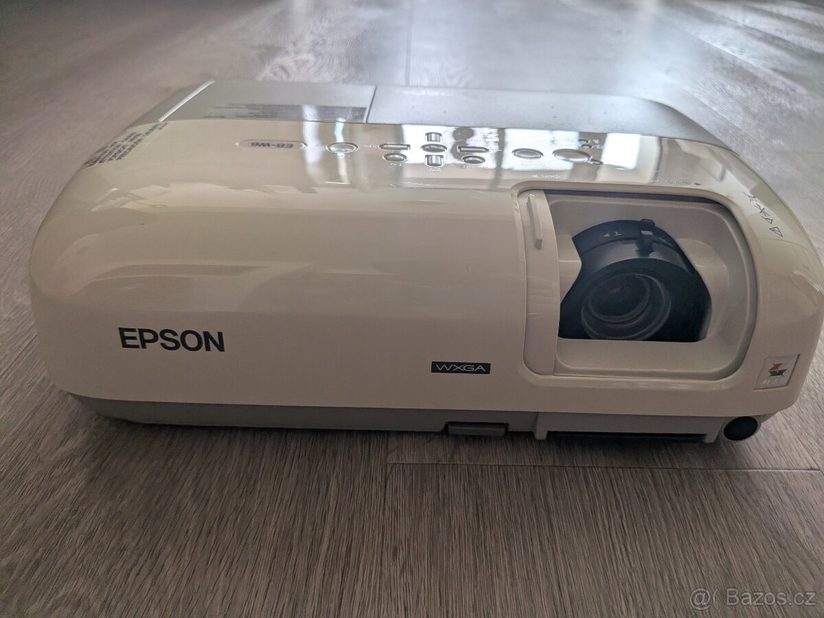 Projektor Epson EB-W6 - 2