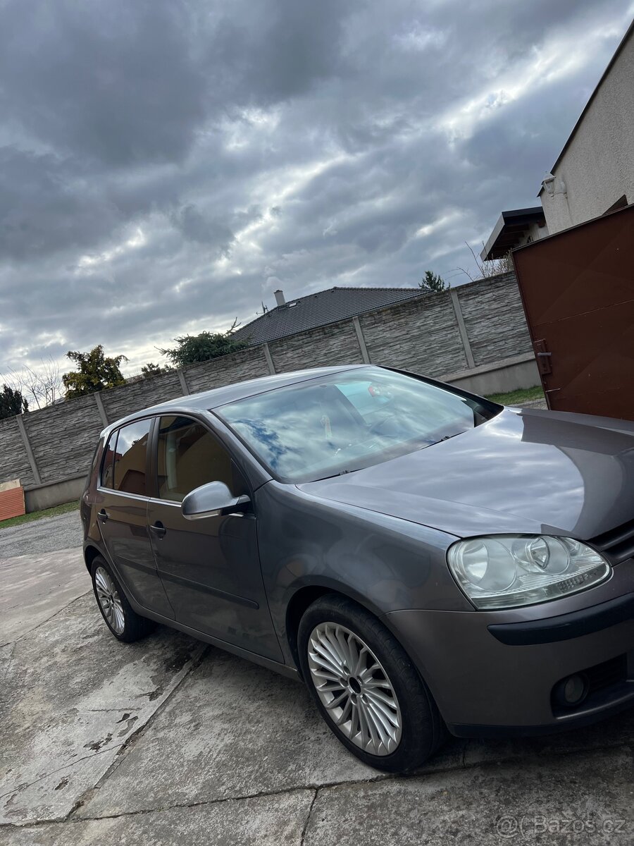 VW Golf 5 1.9 TDI 77kw - 2