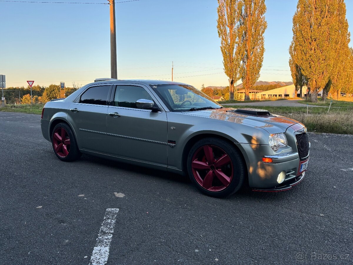 Chrysler 300C 5,7 HEMI - 2