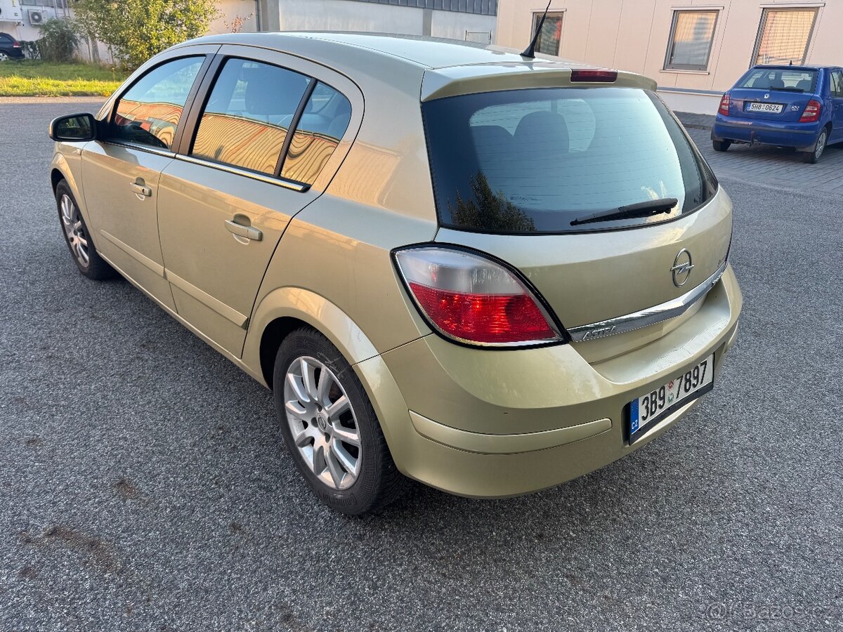 OPEL ASTRA H 1.6i 77Kw - 2