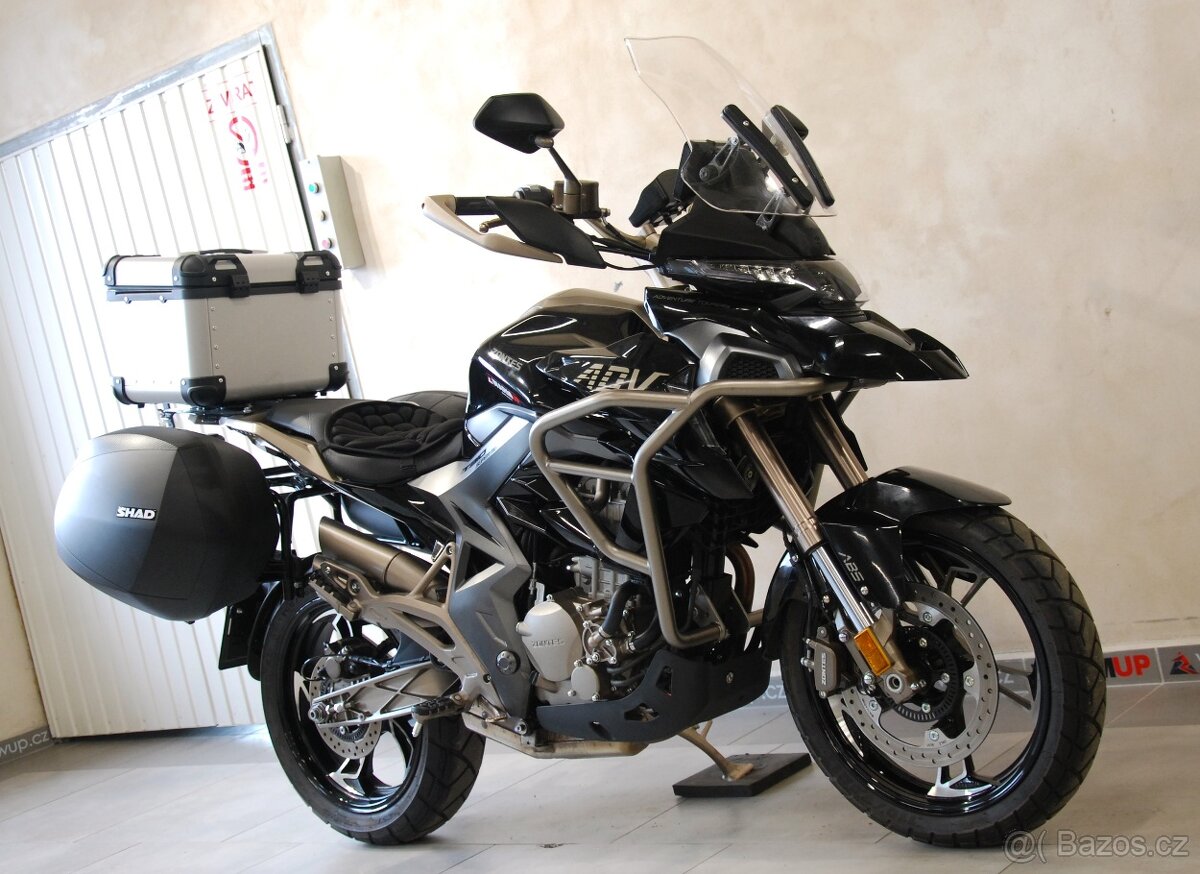 Zontes 310 T - krásný stav, 2500 km, serviska