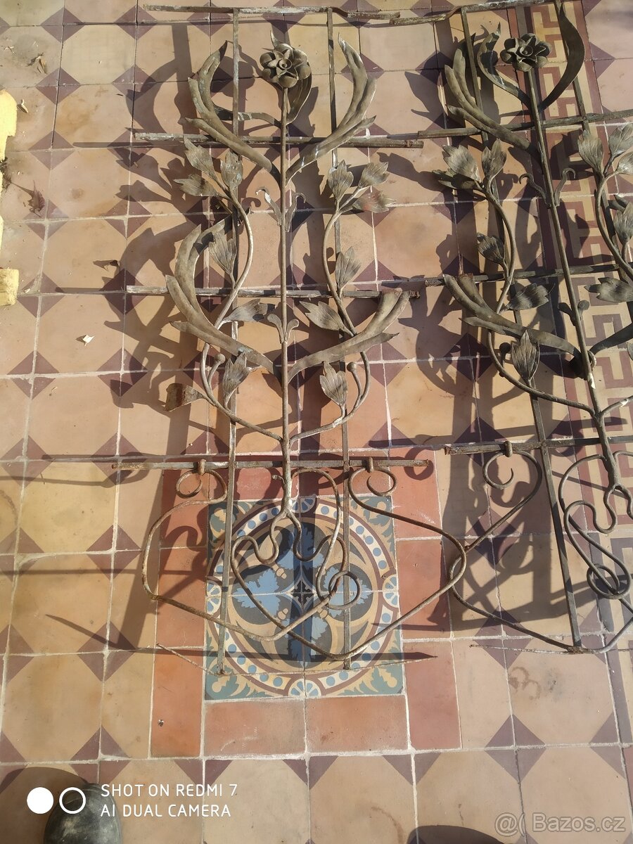 Staré starožitné secesní mříže do okno dveře Secese - 2