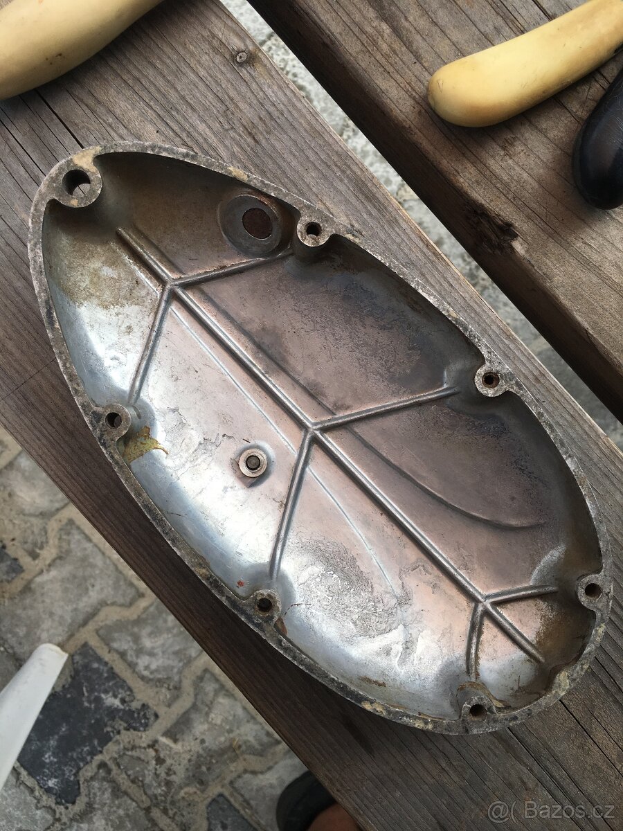 Víko spojky Jawa 550,555 - 2