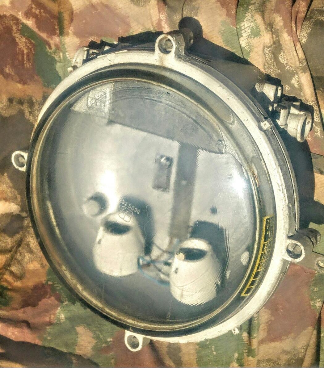 5 ks armádní světlo "ELEKTROSVIT" super stav - 2