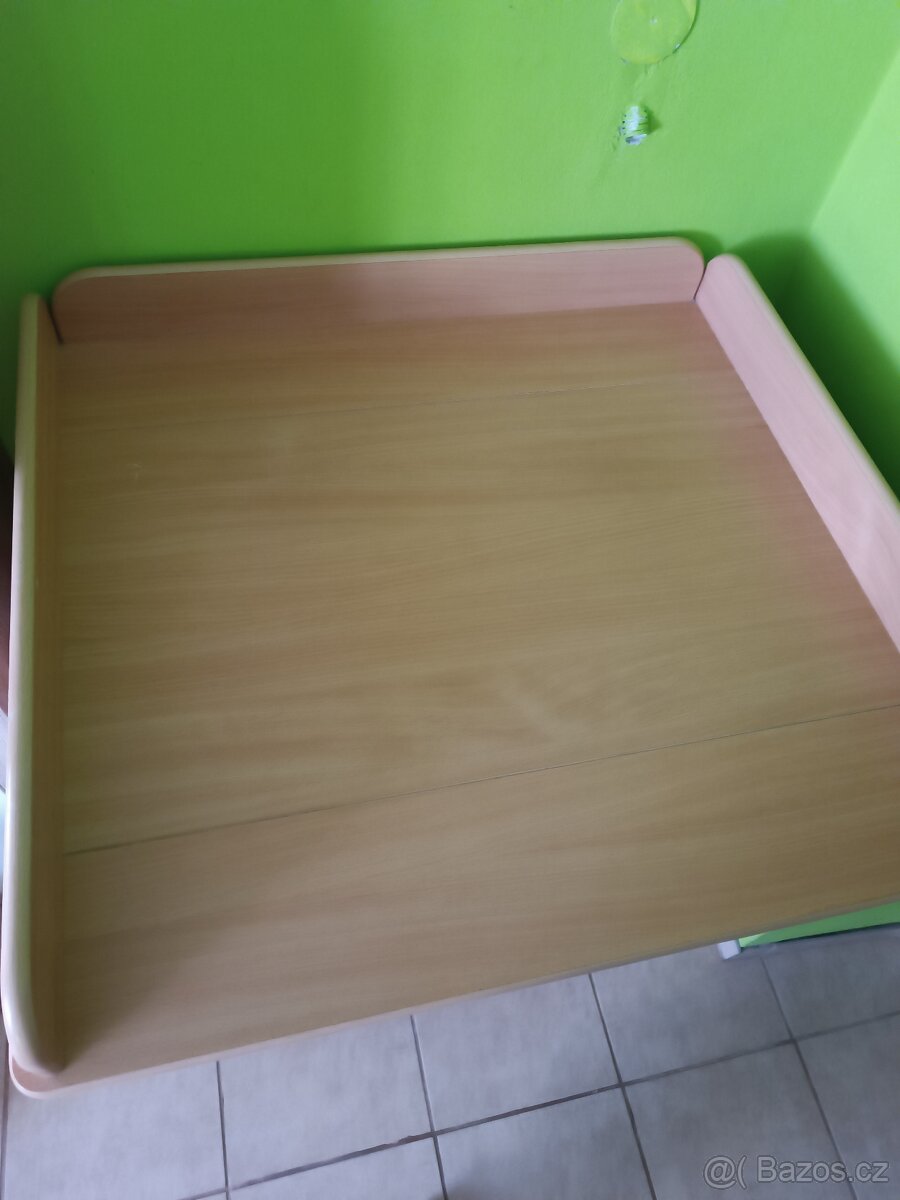 Komoda s přebalovacím pultem - 2