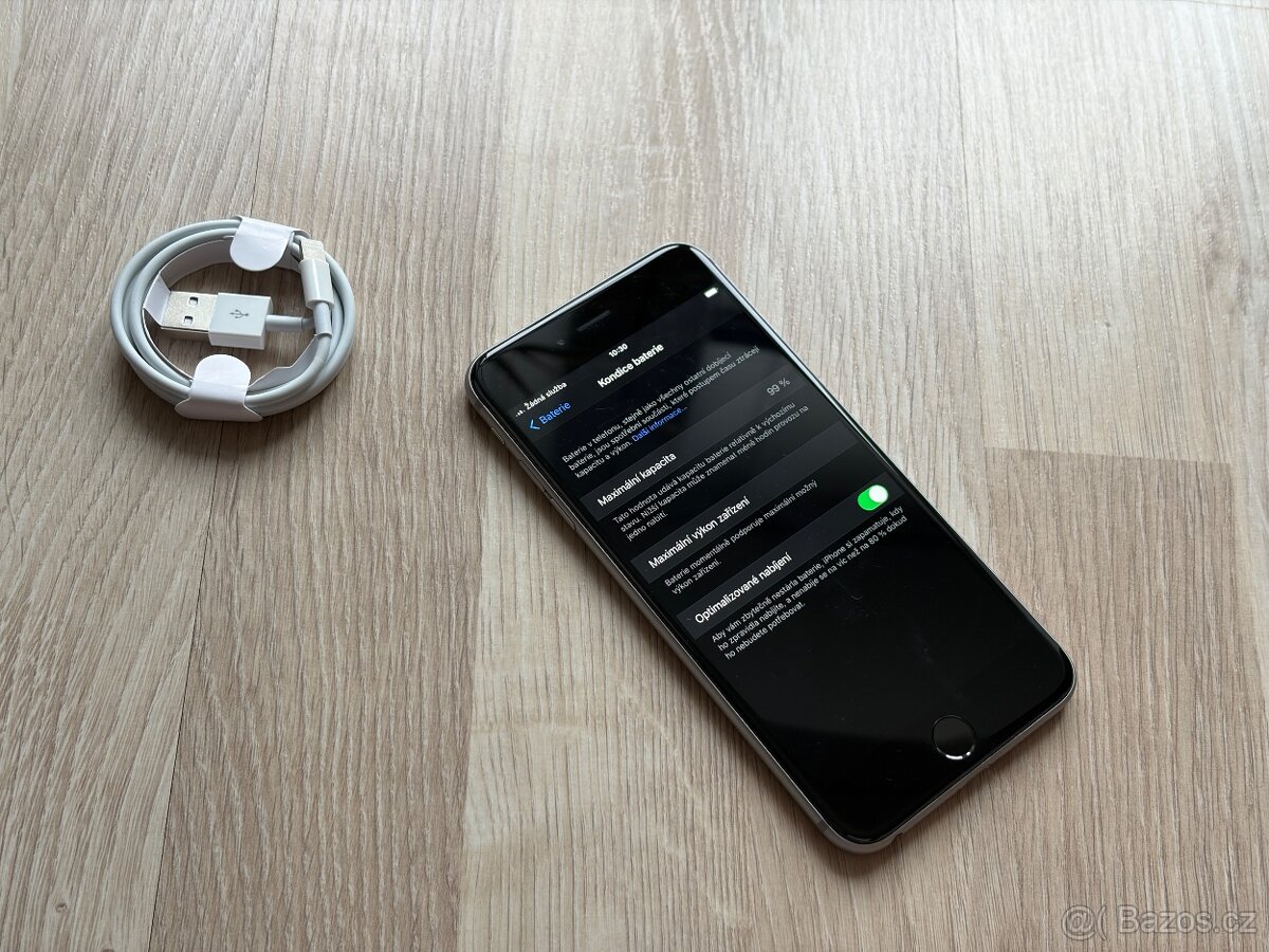 Apple iPhone 6s Plus 32 GB Space Gray - Čtěte - 2