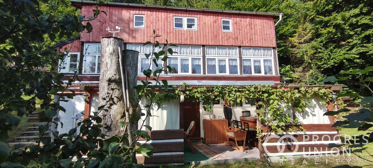 Nabízíme k prodeji krásnou chatu u přehrady Bystřička - 2