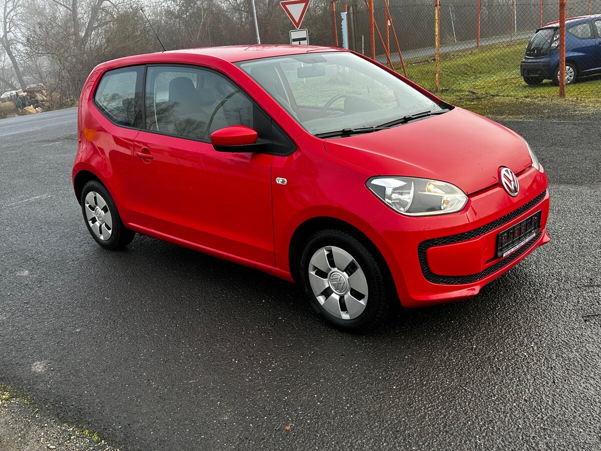 VW Up 1.0MPi, r.2013, nová stk, serviska, 2.maj. - 2
