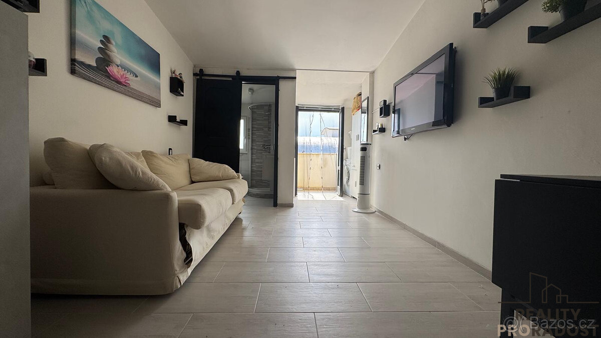 Prodej bytu 1+kk 35 m², via Lago di Como, Montesilvano, Itál - 2
