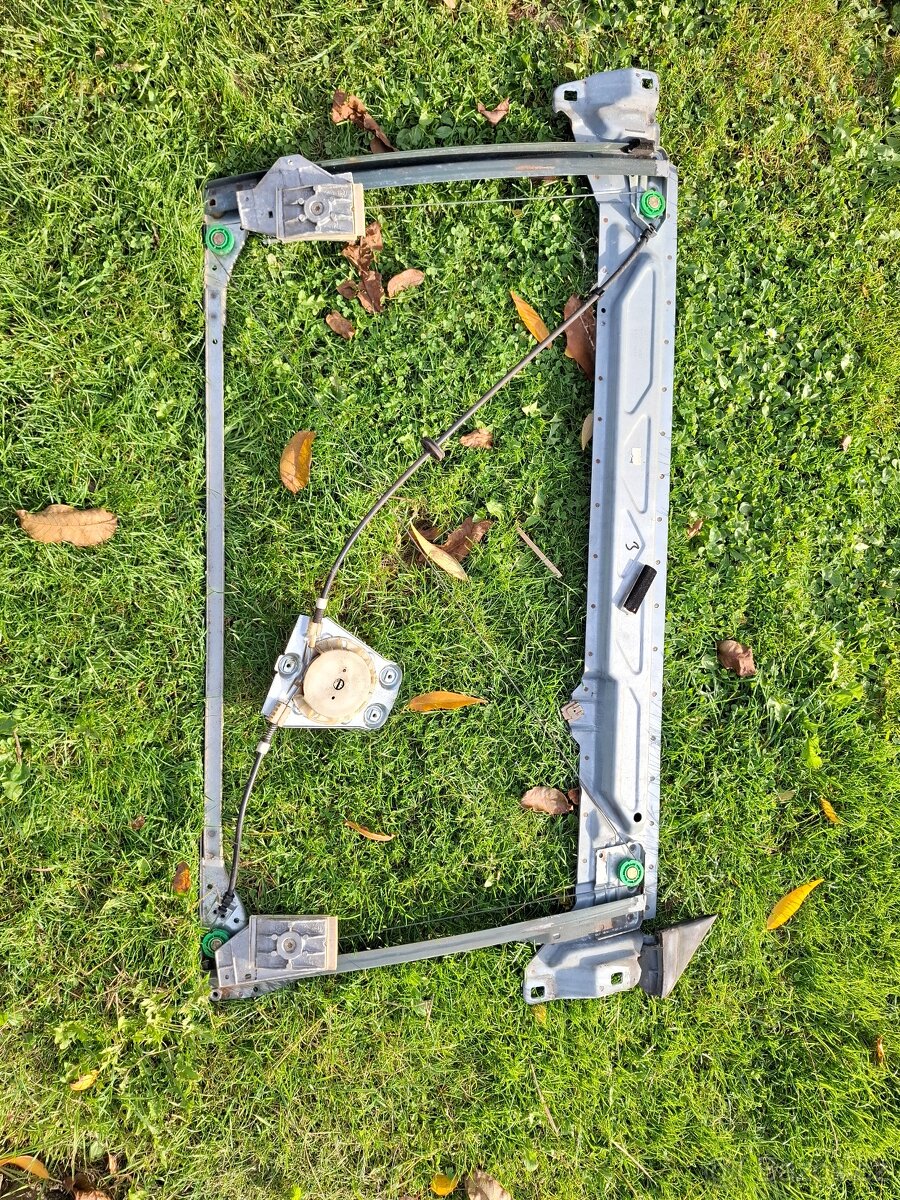 Audi 80 coupe - stahovačka - 2