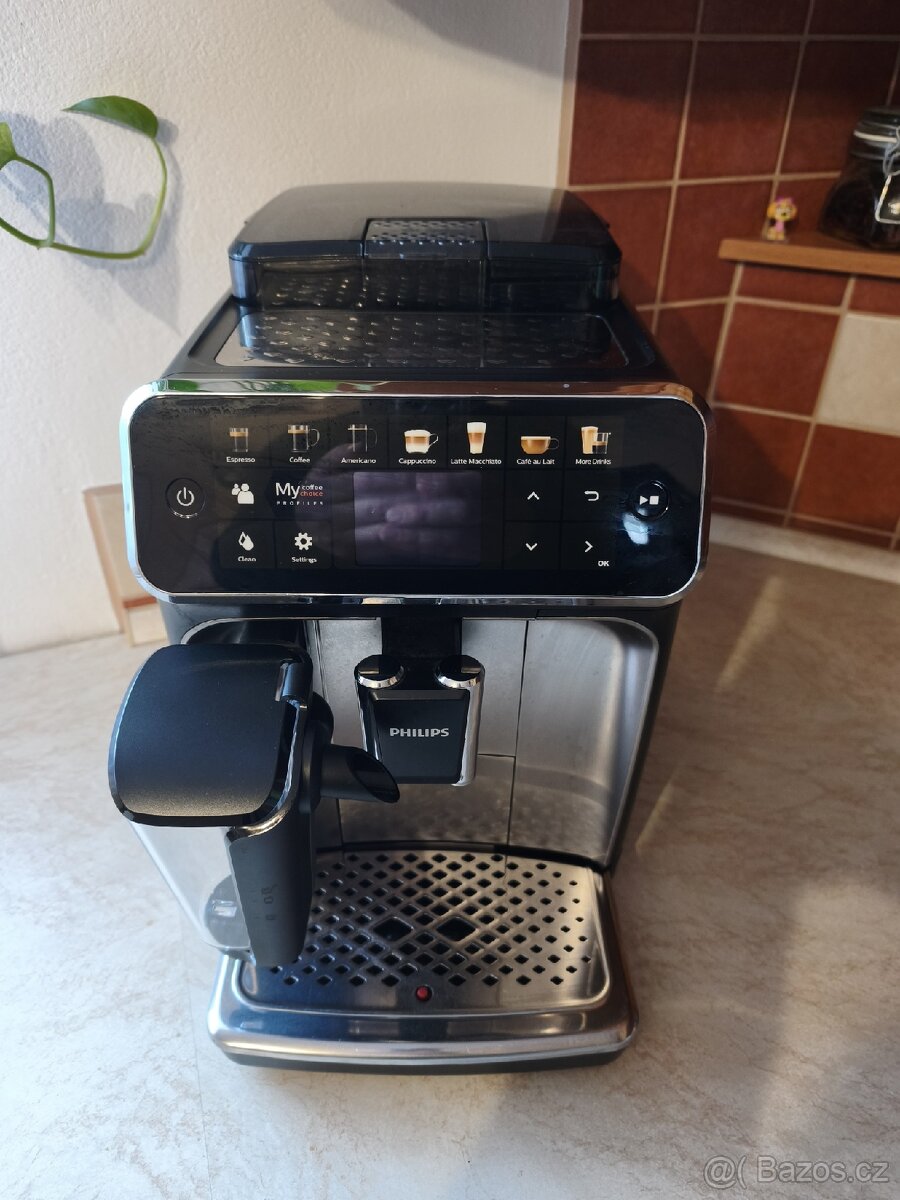 Phillips automaticky kávovar - 2