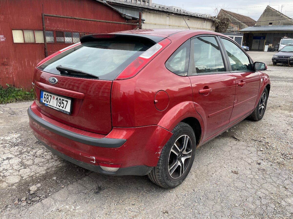 Ford Focus 1,6 - 2