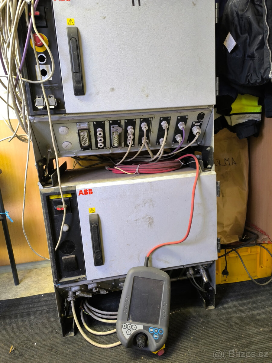 robot ABB, typ IRB 2400 - 2