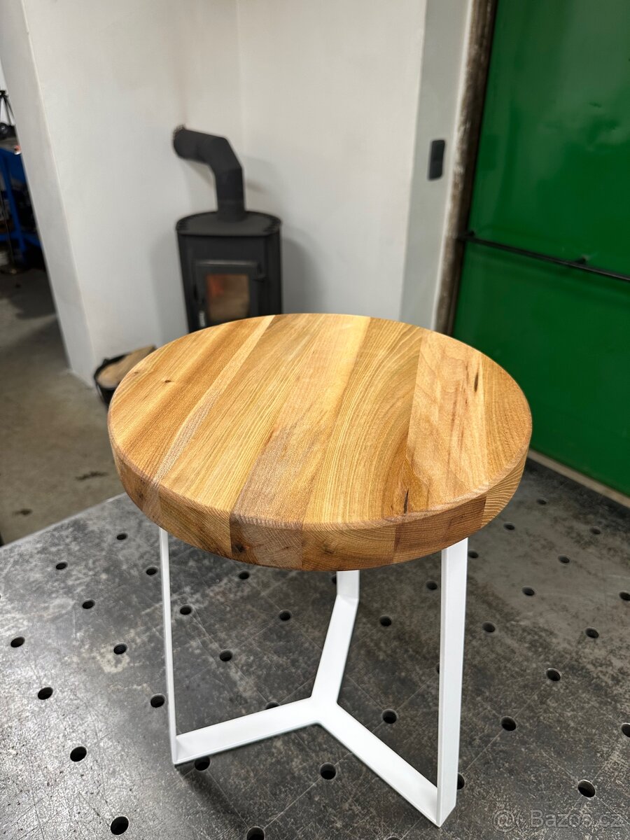 Designový odkládací stolek - 2