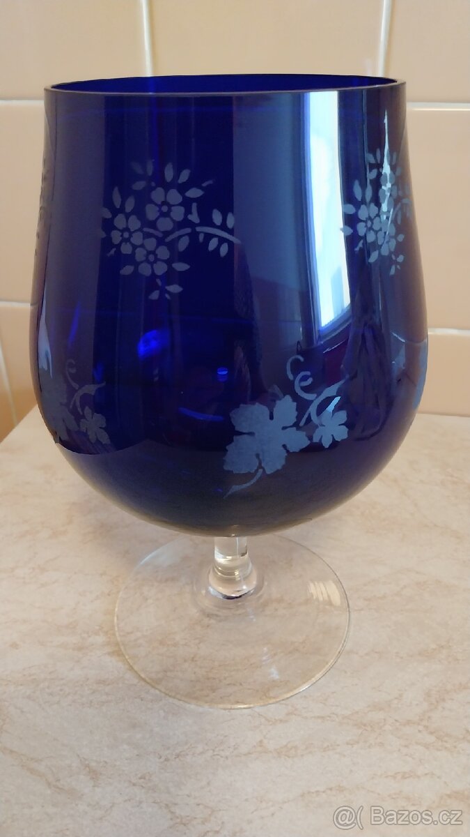 Modrá číše,váza, ozdobné láhve,skleněné džbány - 2