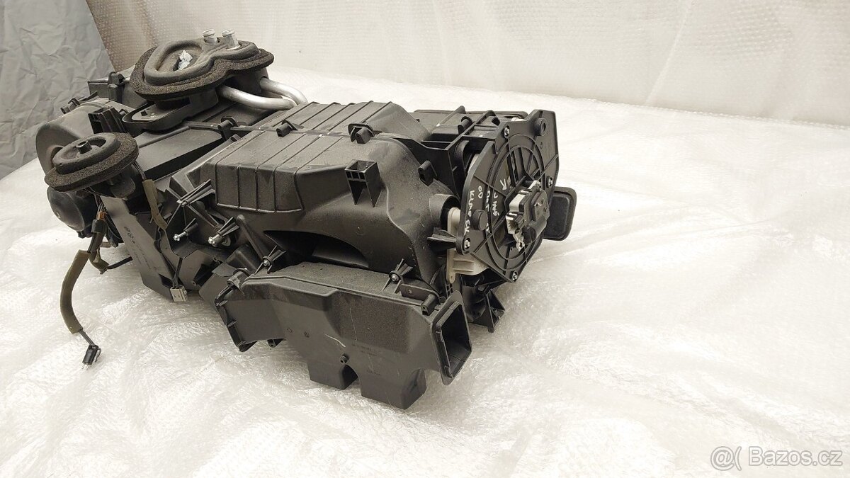 Nissan Navara a Pathfinder : Modul topení - 2