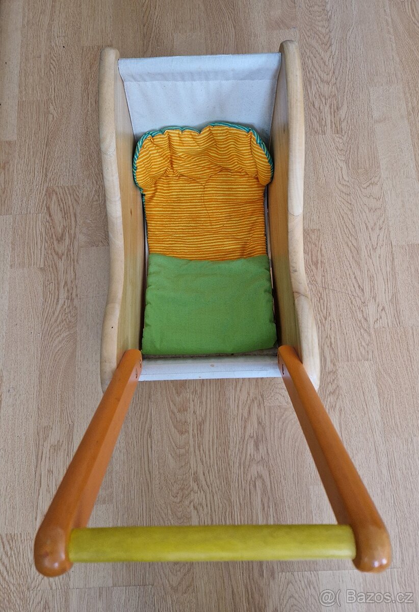 Dřevěný kočárek - 2