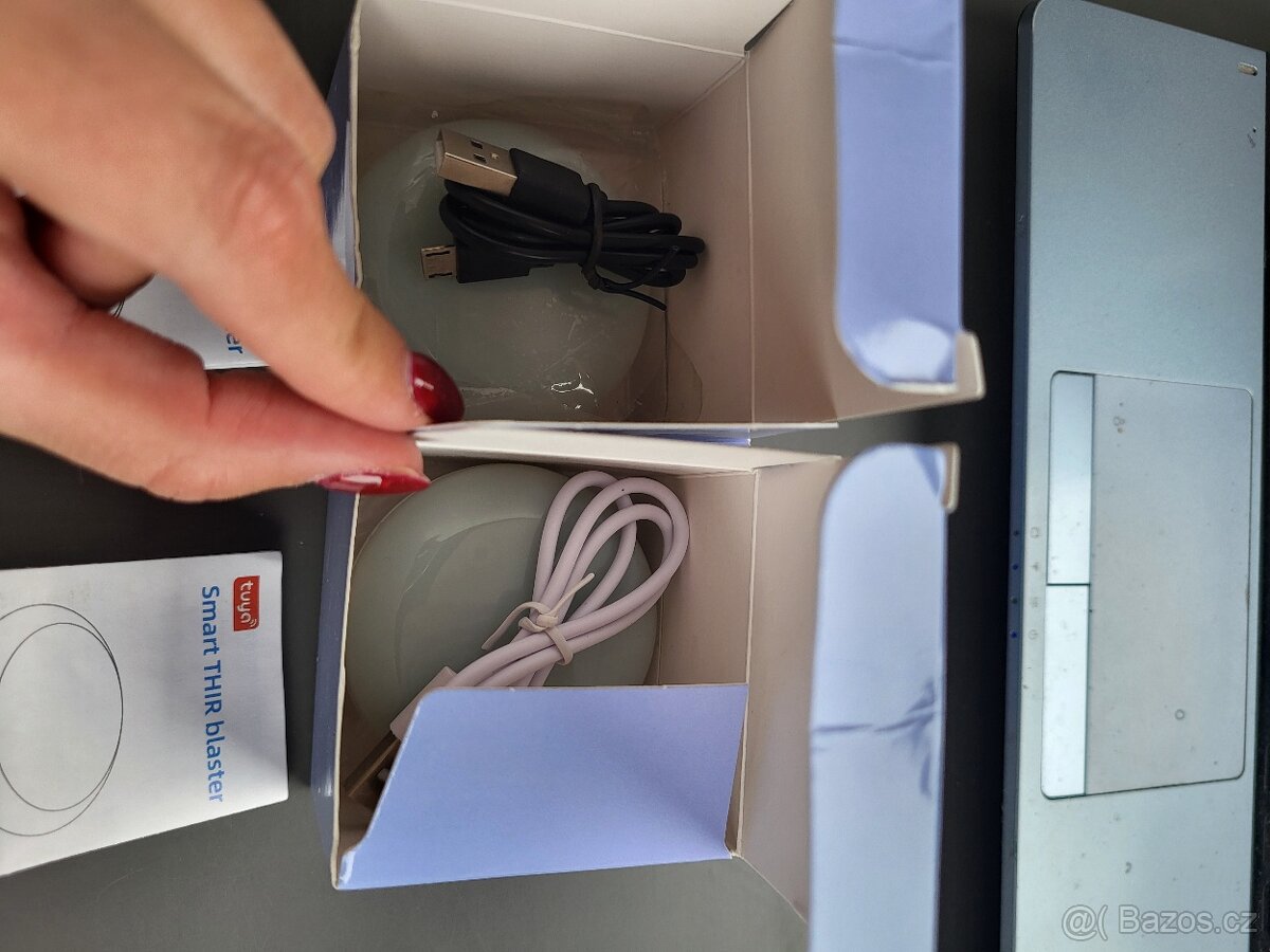 IR wifi Tuya ovladac s vestavenym teplotnim cidlem - 2