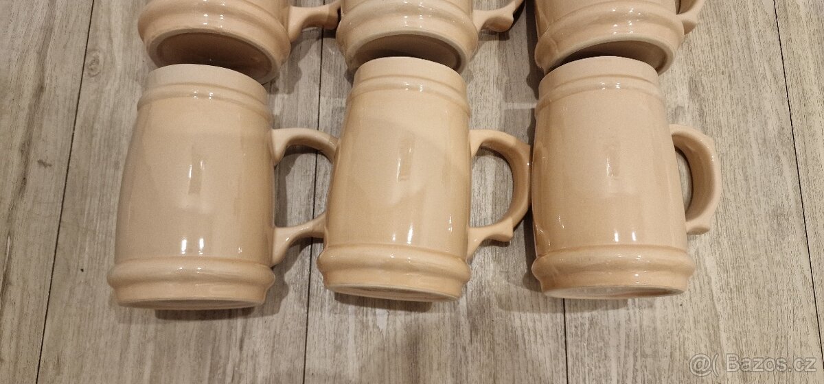Půllitr keramický 7x - nový - 2