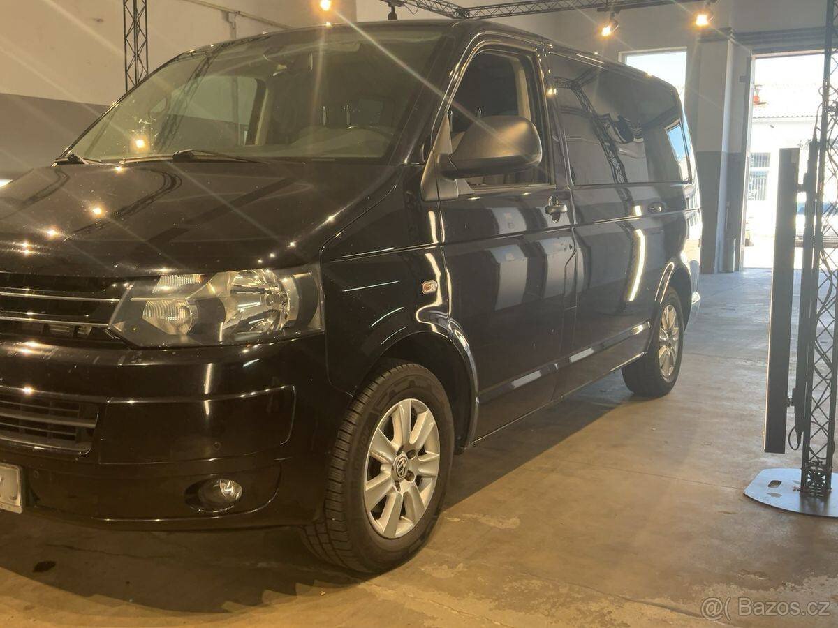 VW Multivan T5 2.0TDI 103kW,DPH,navi,serviska - 2