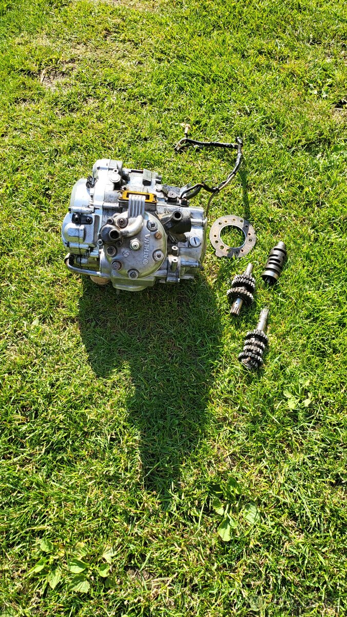 motor Yamaha dt125r