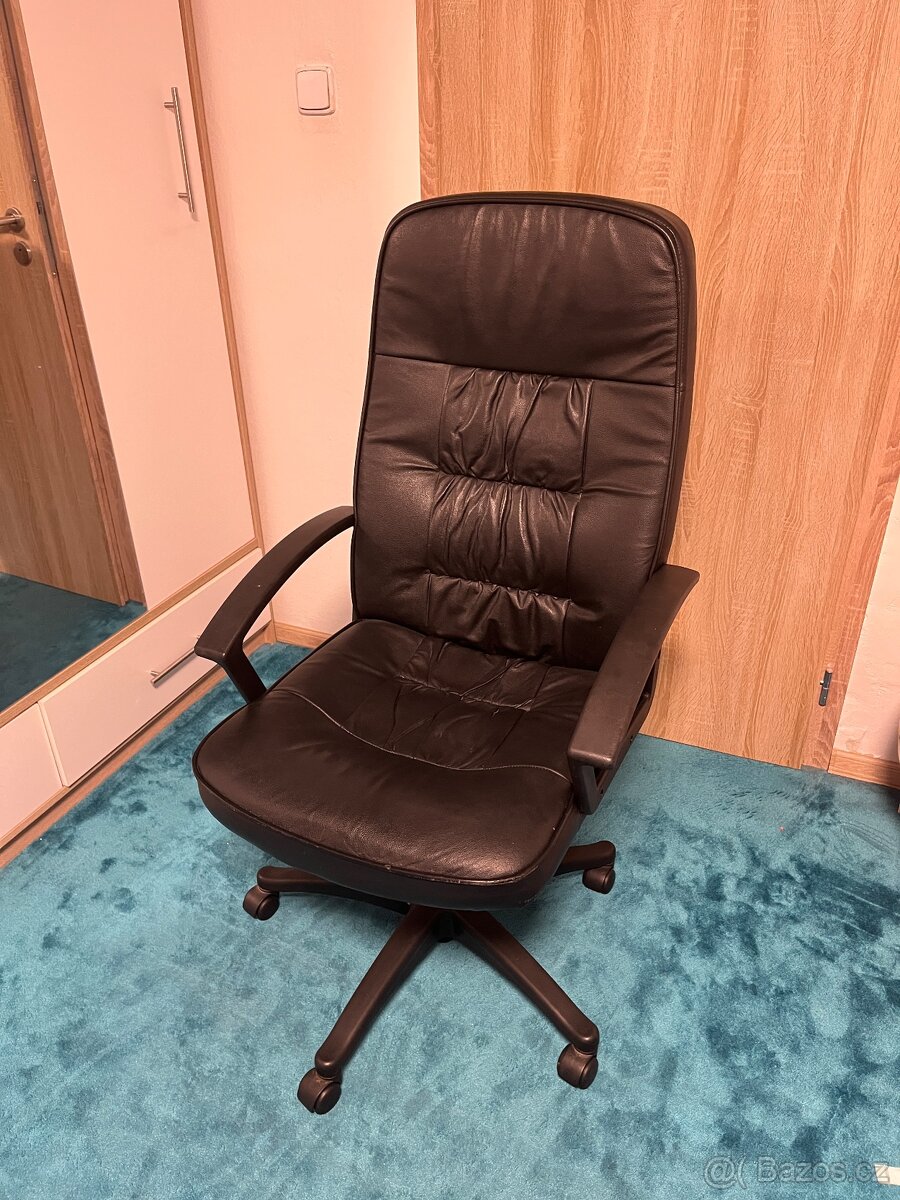 Kancelářské křeslo - 2