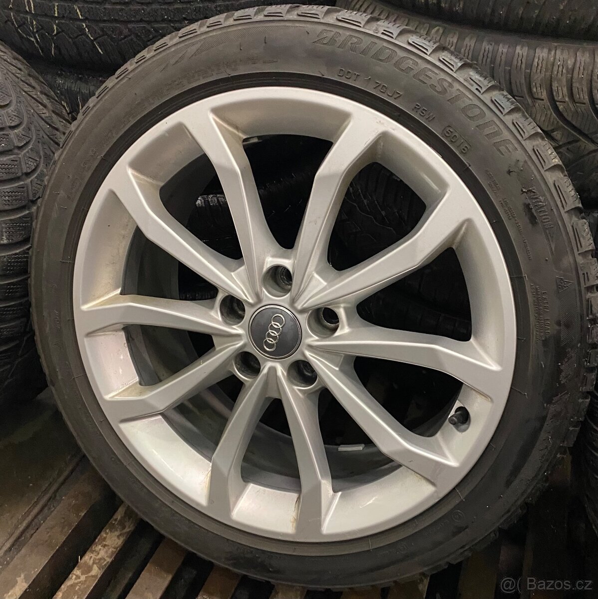 5x112 R18 7,5J ET39 Audi A4 + 225/45 R18 zimné - 2