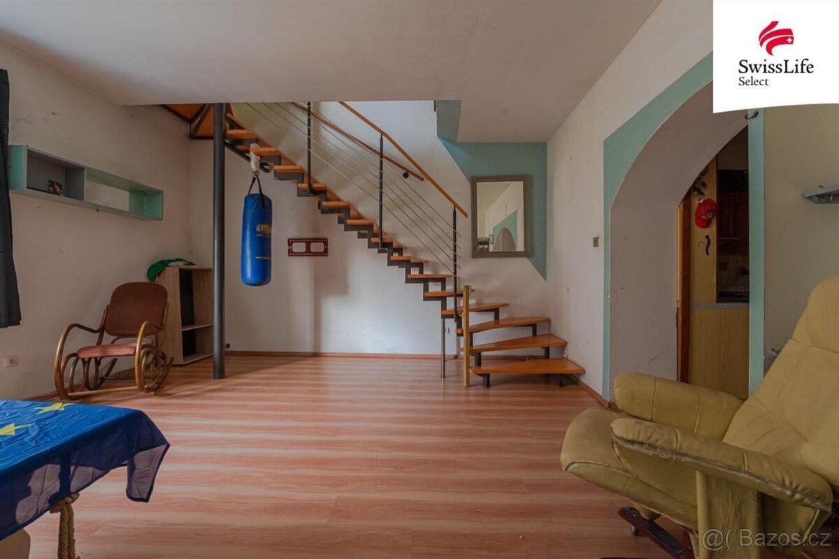 Prodej bytu 3+1 89 m2 3. května, Úpice - 2