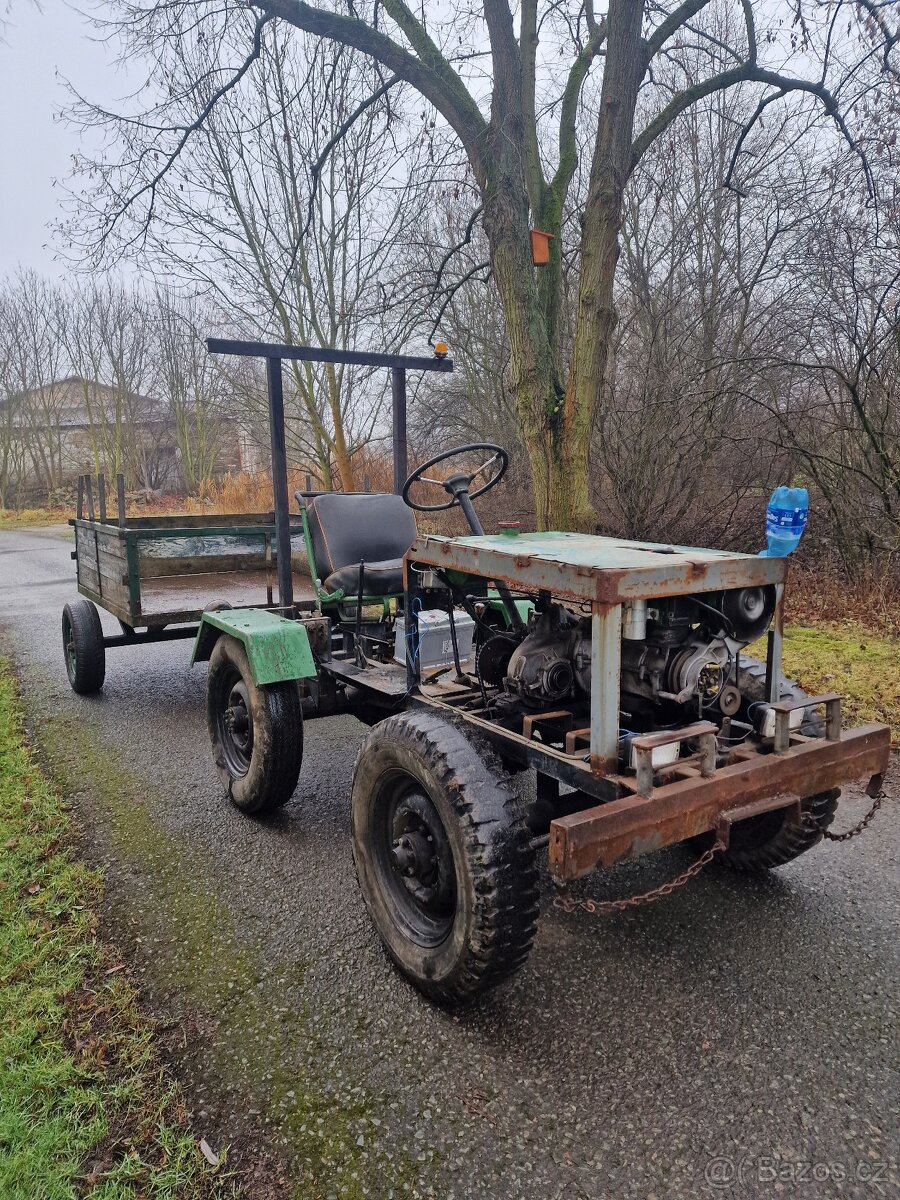 Malotraktor traktůrek - 2